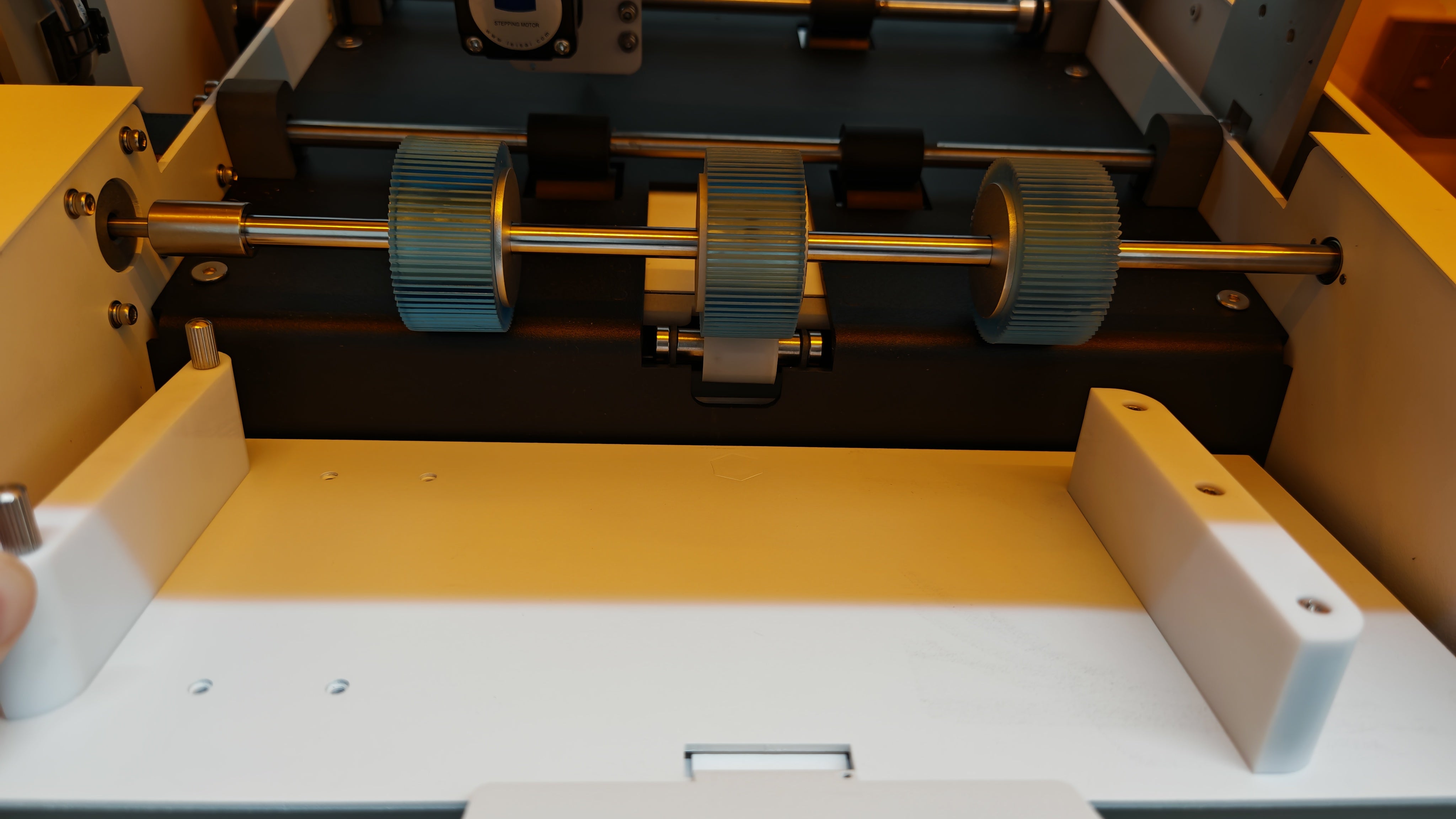 UUNA TEK® iAuto Plus 2.0 - The Next-Gen AI Automatic Writing Machine, Write Up to 250 Letters, 95 Envelops Per Load
